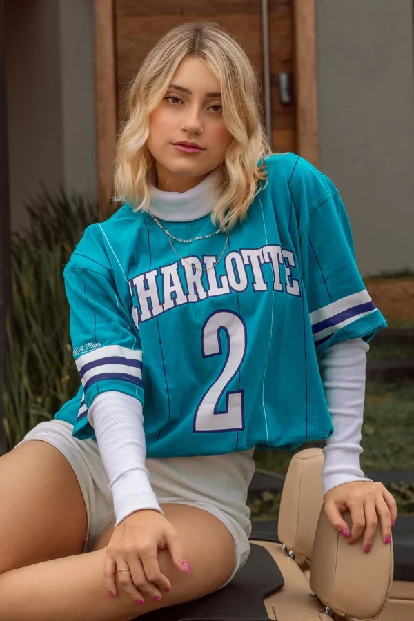 Why Football Jersey Fashion Is Becoming the Biggest Global Streetwear Trend of 2026